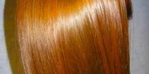 Cómo tratar el pelo graso con vinagre