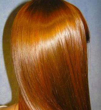 Cómo tratar el pelo graso con vinagre