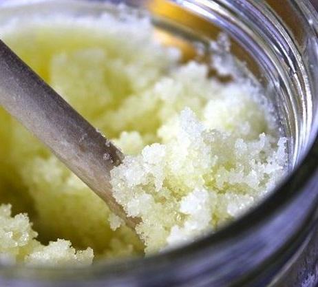 Cómo hacer un exfoliante de bicarbonato de sodio - Paso 2