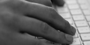 Cómo redactar un email laboral