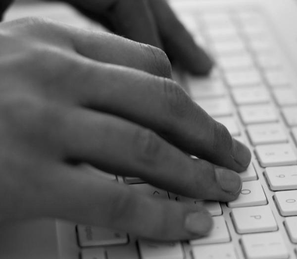 Cómo redactar un email laboral