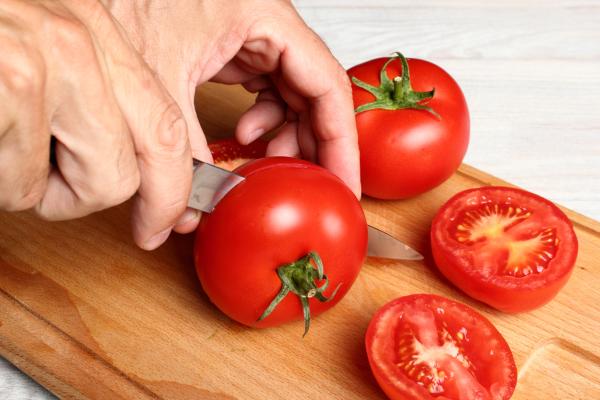 Cómo curar las varices con tomate - Cómo curar las varices con cataplasmas de tomate