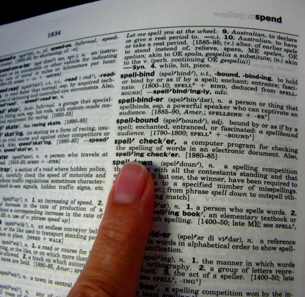 Cuál es la diferencia entre destornillar y desternillar