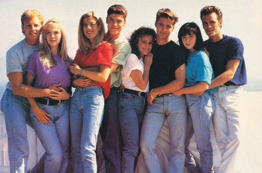 Cómo organizar una fiesta de los años 90 - Paso 1