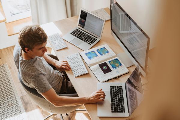 Qué es el teletrabajo y cuáles son sus ventajas, desventajas y tipos en 2026