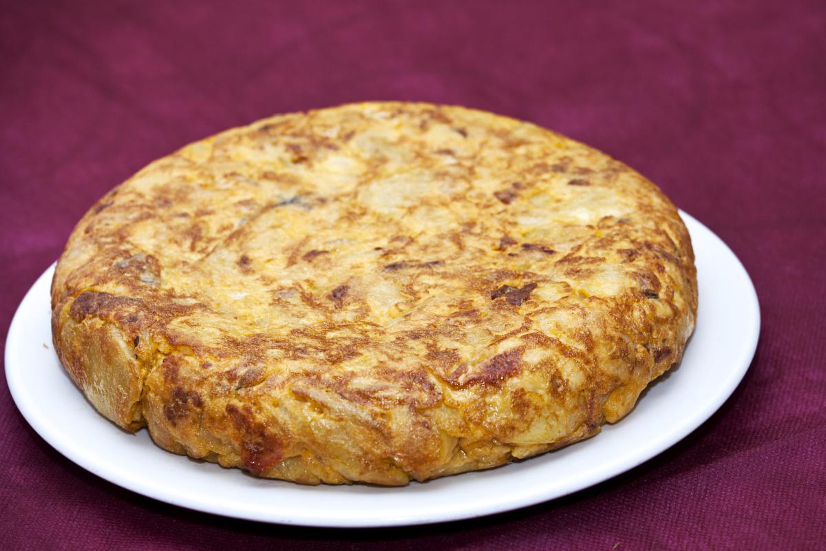 Cómo hacer una tortilla de patata ligera