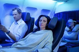 Cómo dormir en un avión - Paso 6