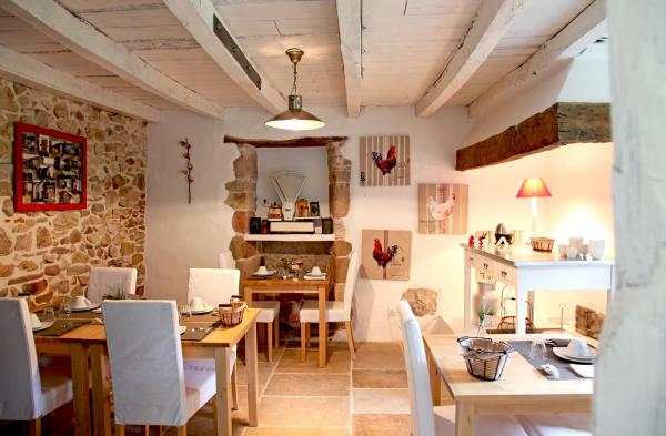 El tono arena para paredes - armonía y calidez - Mobiliario y materiales a combinar con el color arena