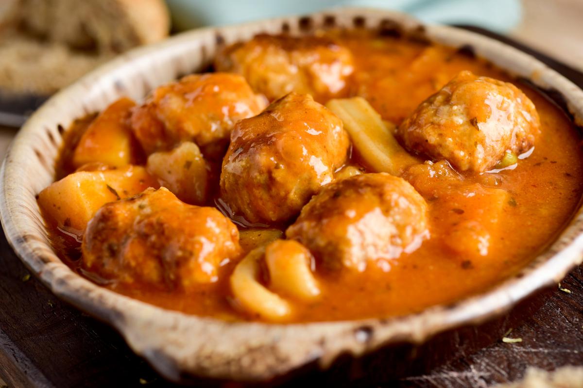 Cómo hacer albóndigas con sepia: receta tradicional