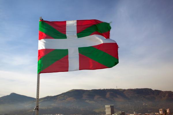 ¿Cuál es el apellido más largo de España? Descubre cuántas letras tiene - ¿Por qué hay apellidos tan largos en España?