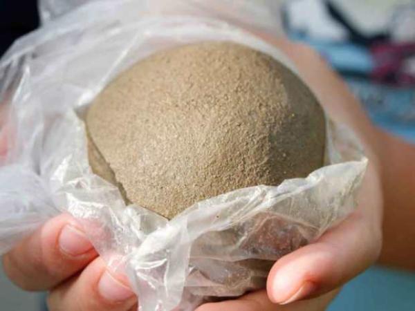 Cómo hacer bolas de barro - Paso 4