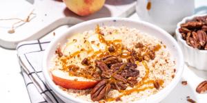Cómo hacer avena con manzana y canela: receta para unas gachas saludables