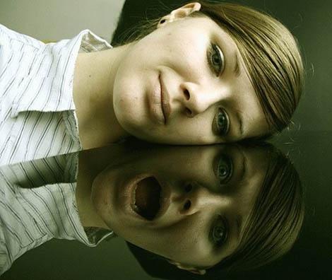 Cuáles son los síntomas del trastorno bipolar en adultos