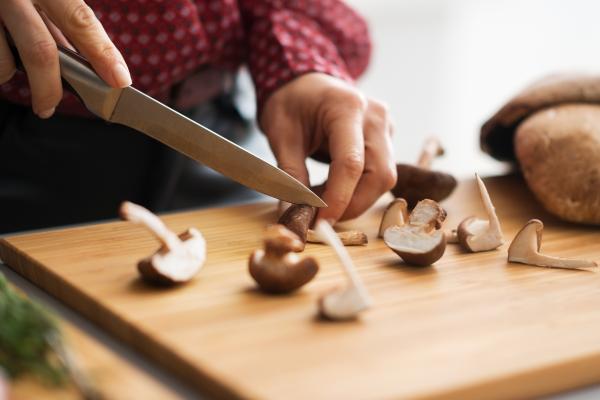 Garbanzos con setas, una receta ideal para otoño e invierno - Paso 3