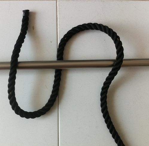 Cómo hacer un ballestrinque - Paso 2