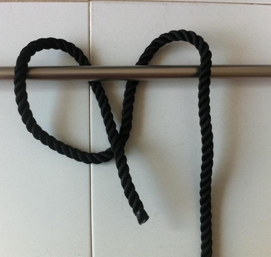 Cómo hacer un ballestrinque - Paso 3