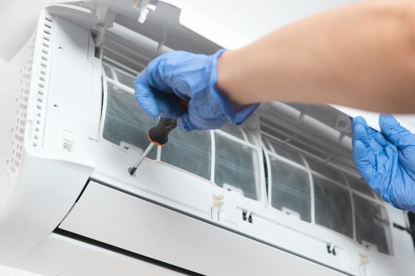 Por qué huele mal el aire acondicionado y cómo solucionarlo - ¿Cómo quitar el mal olor del aire acondicionado paso a paso?