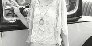 Cómo vestir estilo años 20