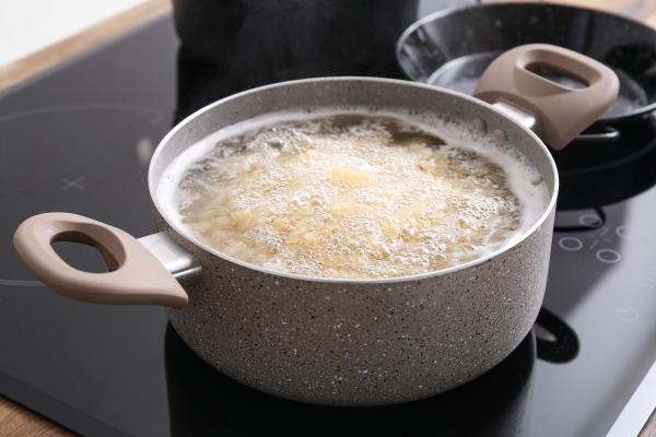 Receta de ensalada de pasta con salsa rosa: un plato fácil y refrescante - Paso 1