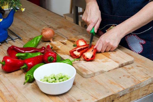 Receta de ensalada de pasta con salsa rosa: un plato fácil y refrescante - Paso 3