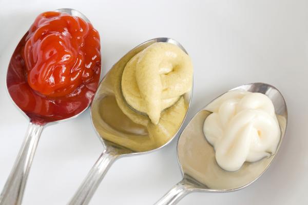 Receta de ensalada de pasta con salsa rosa: un plato fácil y refrescante - Paso 9