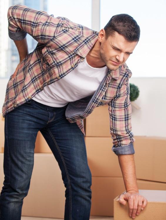 Cuáles son los síntomas de un cólico en el riñón