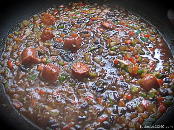Cómo hacer frijoles refritos (caraotas negras) - Paso 9