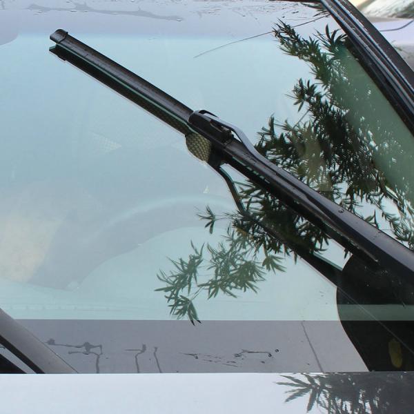 Cómo cambiar los limpiaparabrisas del coche - Paso 3