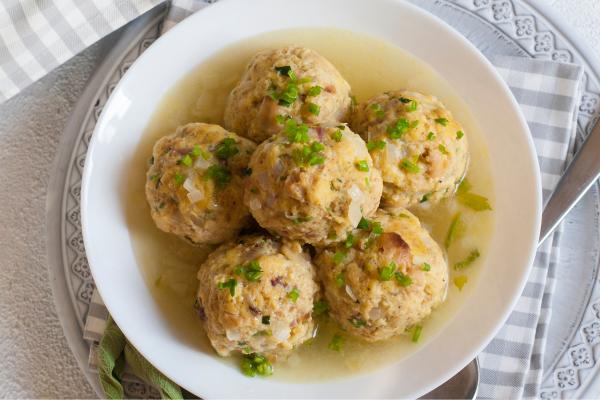 Comida típica de Alemania: los platos más imprescindibles - Knödel