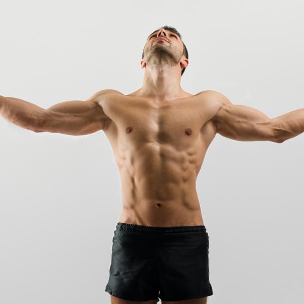 modelo de fitness masculino delgado