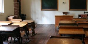 Cómo limpiar las salas de las escuelas, clases y espacios comunes