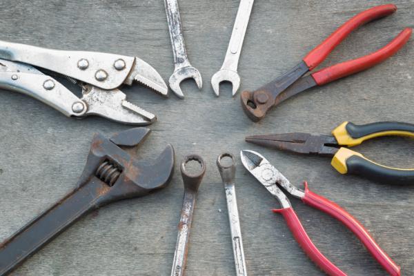 Cómo quitar el óxido de las herramientas - Cómo quitar el óxido de las herramientas con vinagre