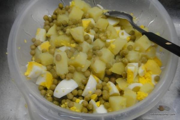 Cómo hacer ensalada de papa y huevo - Paso 4