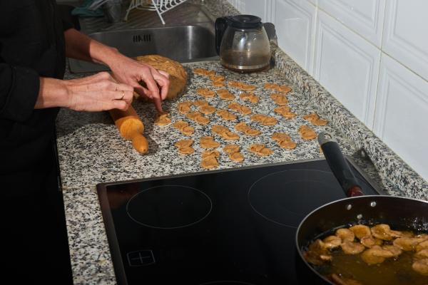 Pestiños de vino: receta tradicional andaluza - Paso 8