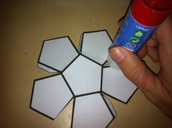 Cómo hacer un dodecaedro - Paso 6