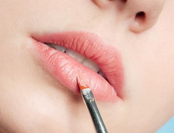 Cómo maquillarse para un bautizo - Paso 6