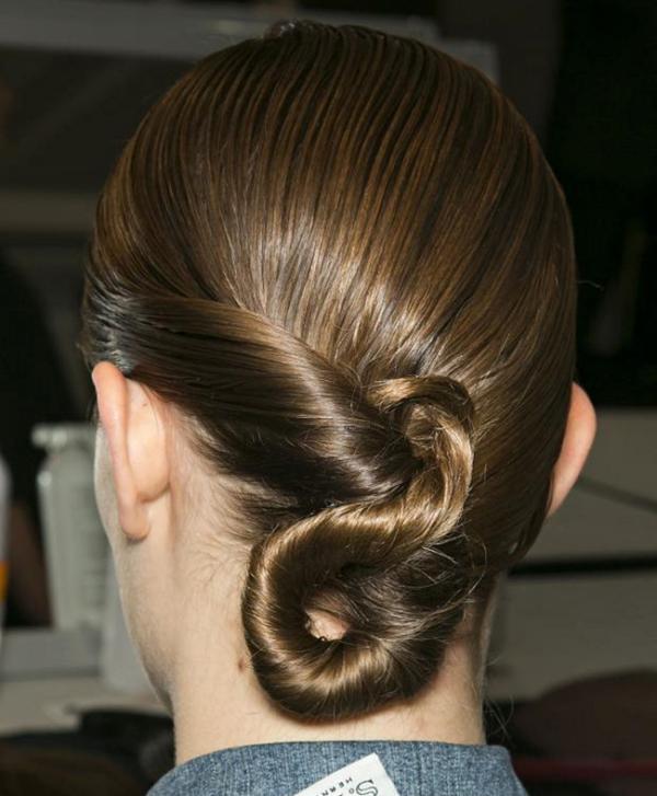 Cómo peinarse para ir a la playa - Paso 3