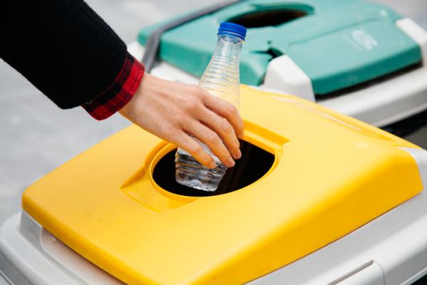 Cómo reciclar plástico en casa - Qué pasa con la basura que tiramos