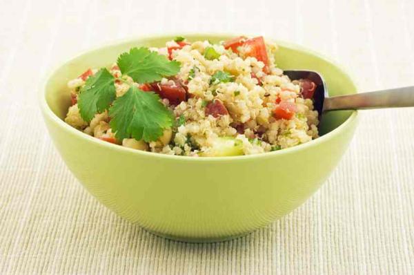 Recetas con quinoa fáciles y deliciosas - Ensalada de quinoa 