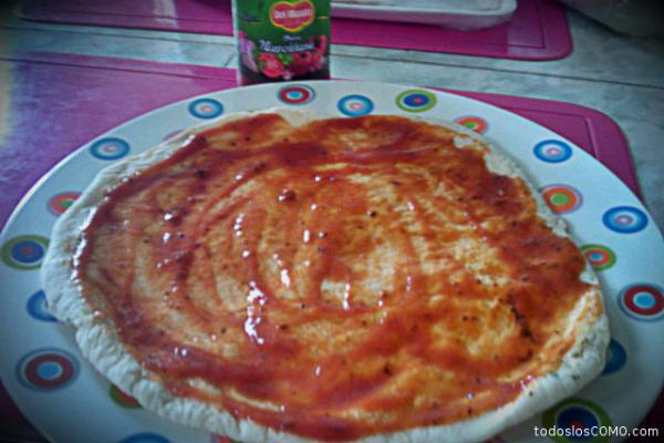 Cómo hacer una pizza rápida - Paso 2