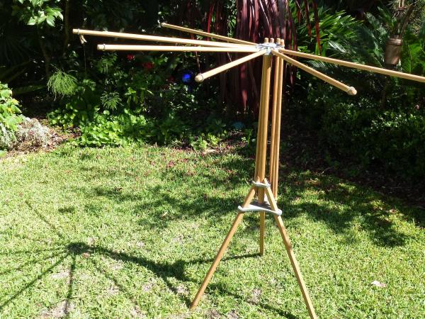 Tipos de tendedero para tu ropa - El modelo hélice