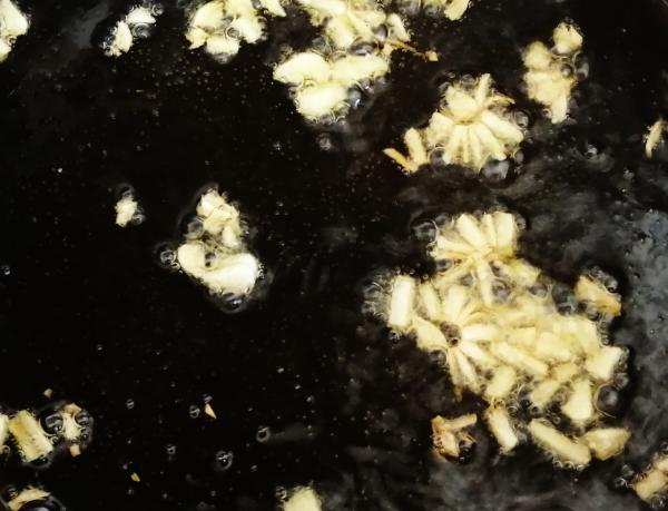 Cómo hacer merluza a la gallega al horno - Paso 11