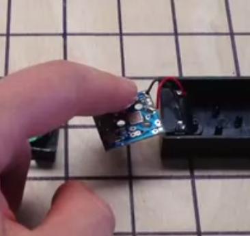 Cómo arreglar la voz de un juguete - Paso 7