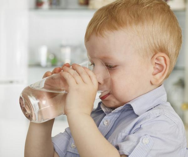 Cómo curar la sinusitis en niños - Paso 6