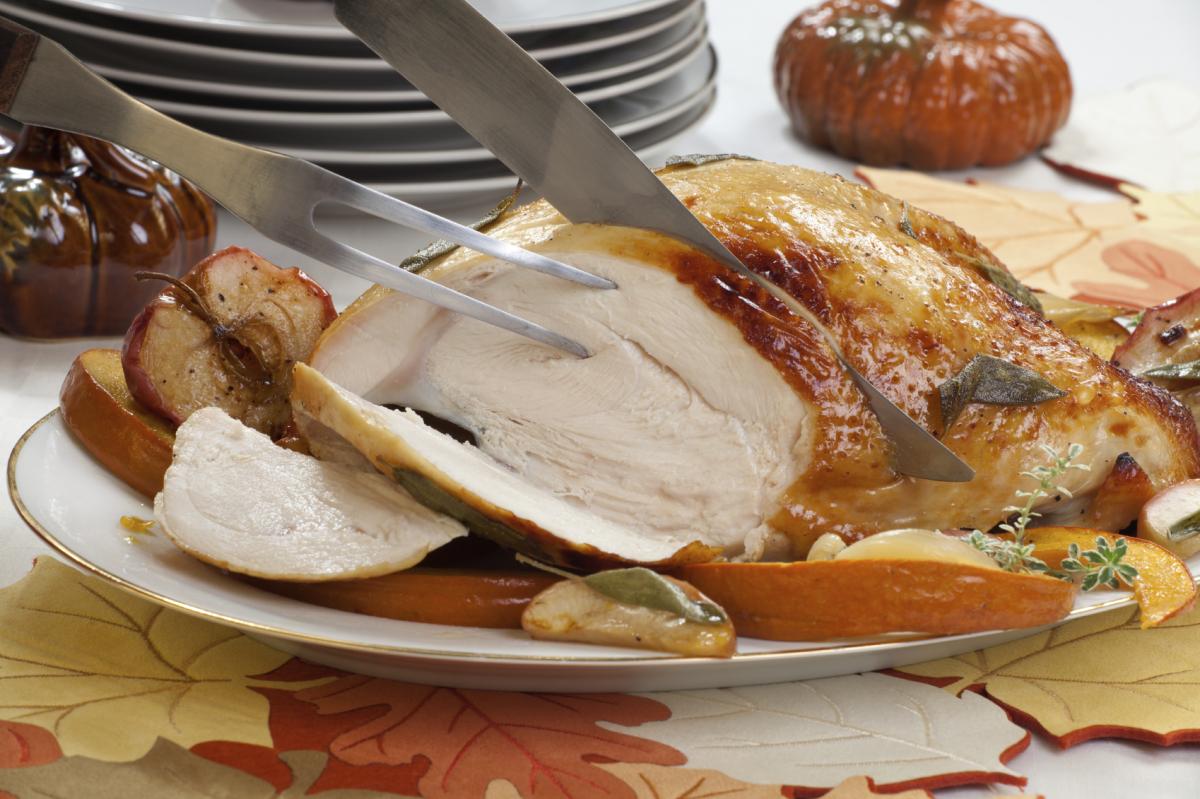 Cómo cocinar una pechuga de pavo en el horno