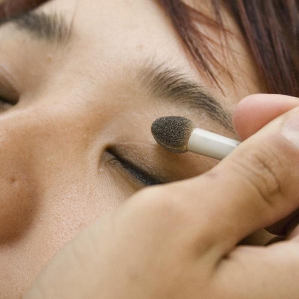 Cómo maquillarte en un día especial