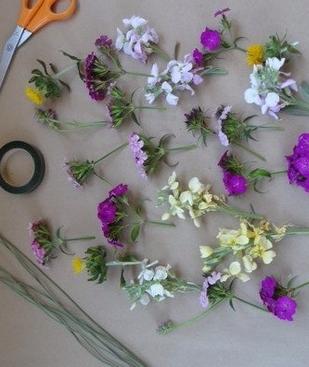 Cómo hacer corona de flores - Fácil y rápido - Paso 1