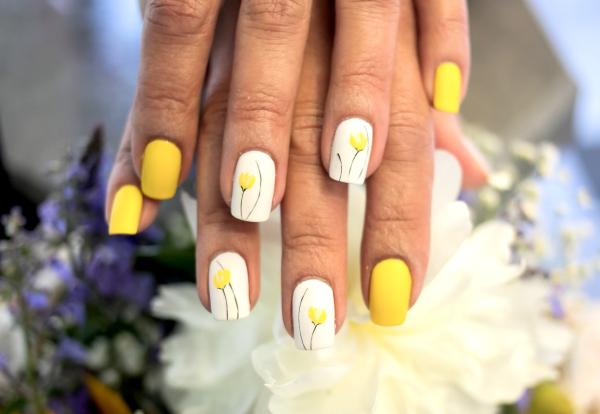 Cómo hacer la manicura con pegatinas - Pegatinas pequeñas