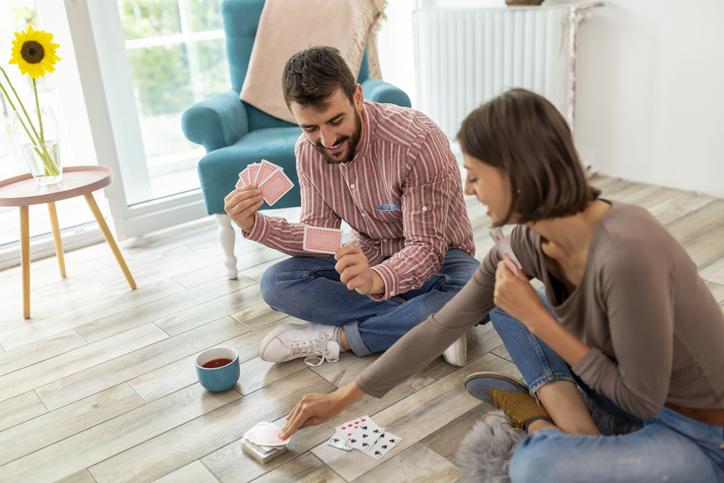 Juegos de cartas para dos faciles clearance