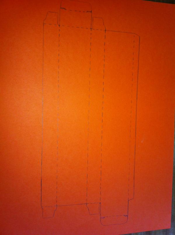 Cómo hacer una caja de cartulina para un abanico - Paso 2